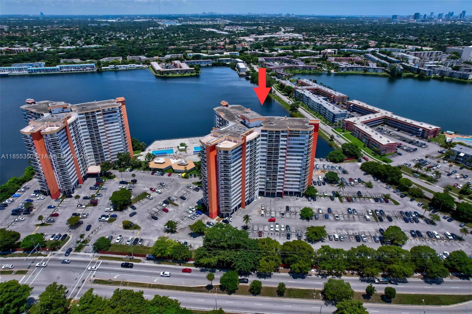 1351 NE Miami Gardens Dr Unit: 1712E