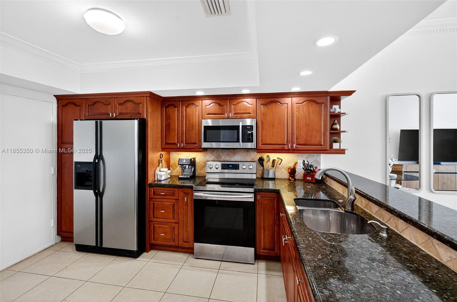 1351 NE Miami Gardens Dr Unit: 1712E
