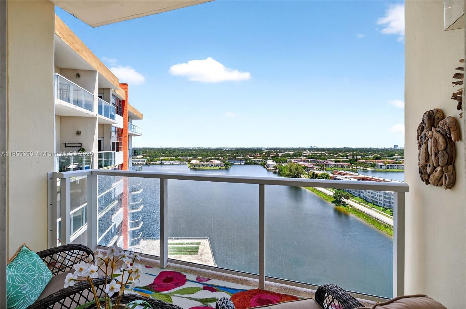 1351 NE Miami Gardens Dr Unit: 1712E