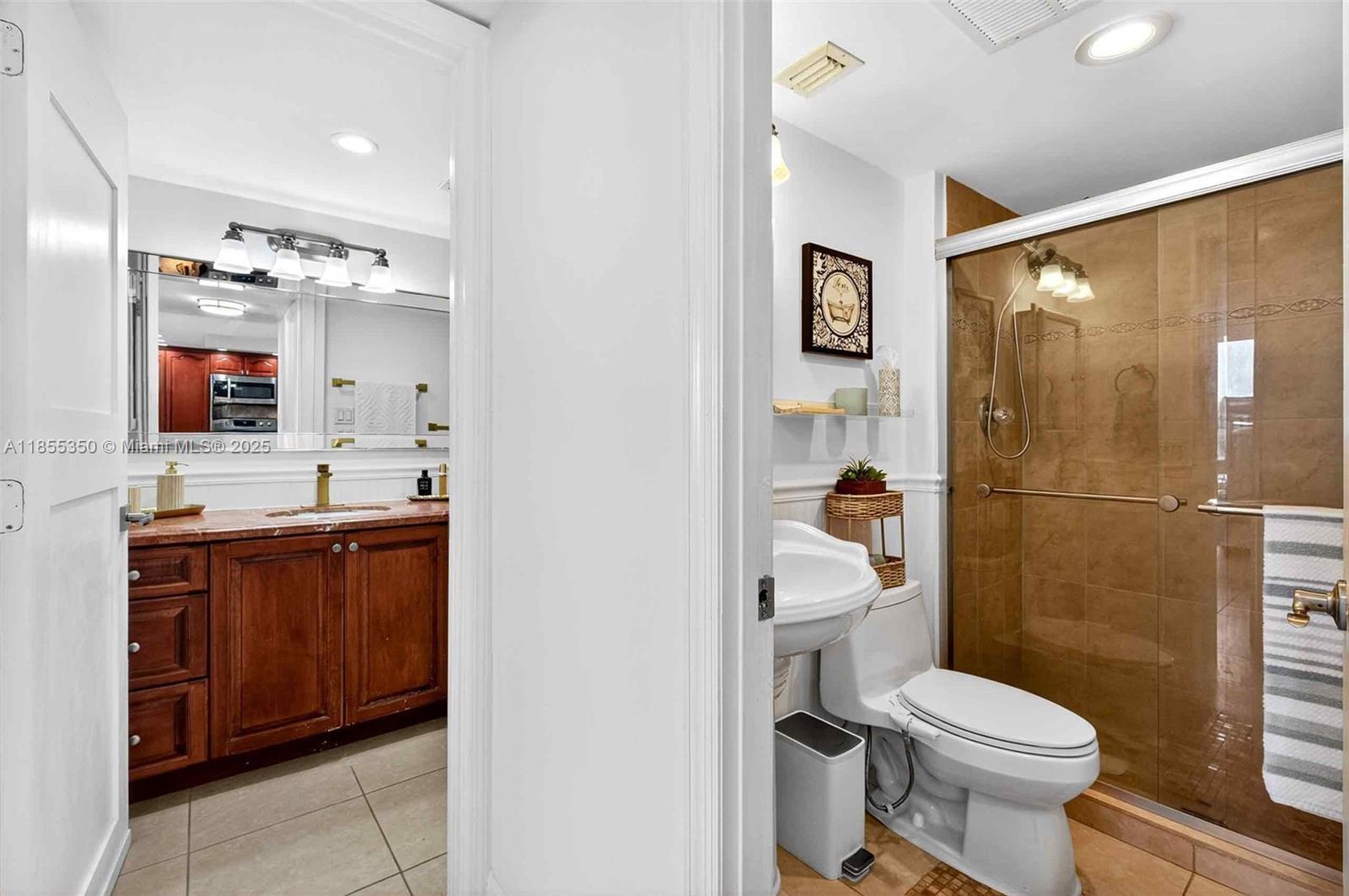 1351 NE Miami Gardens Dr Unit: 1712E