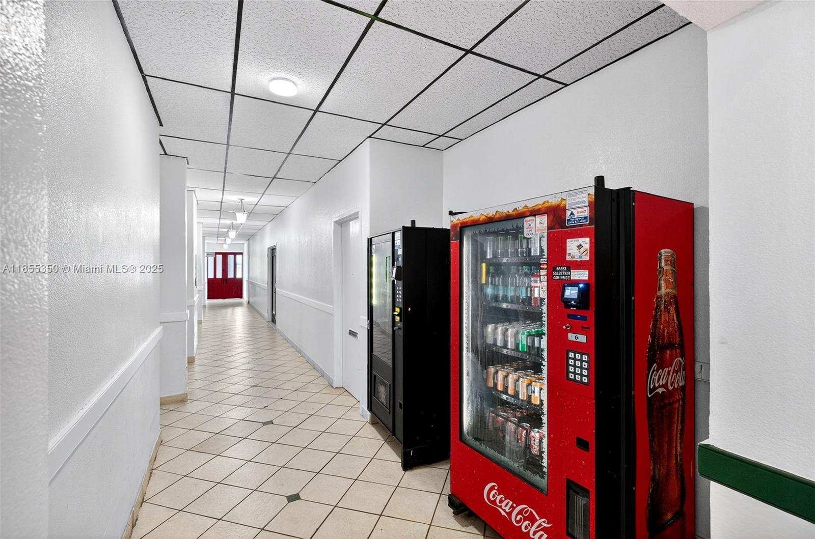 1351 NE Miami Gardens Dr Unit: 1712E