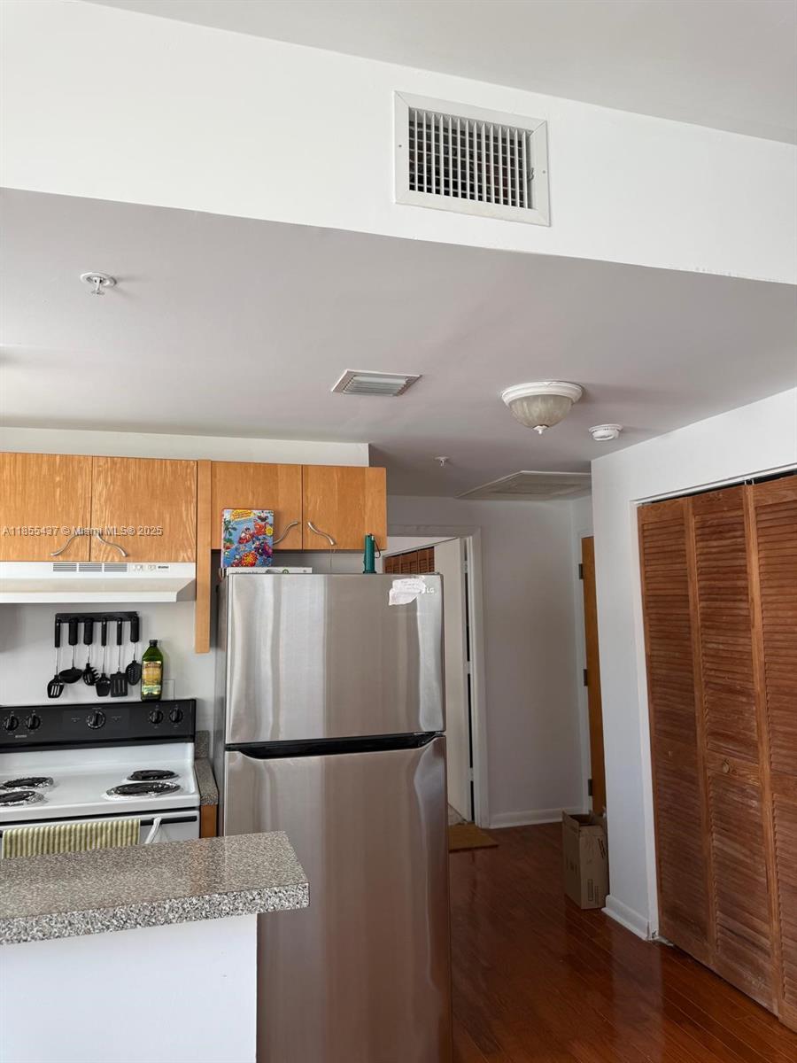 1542 Drexel Ave # 301