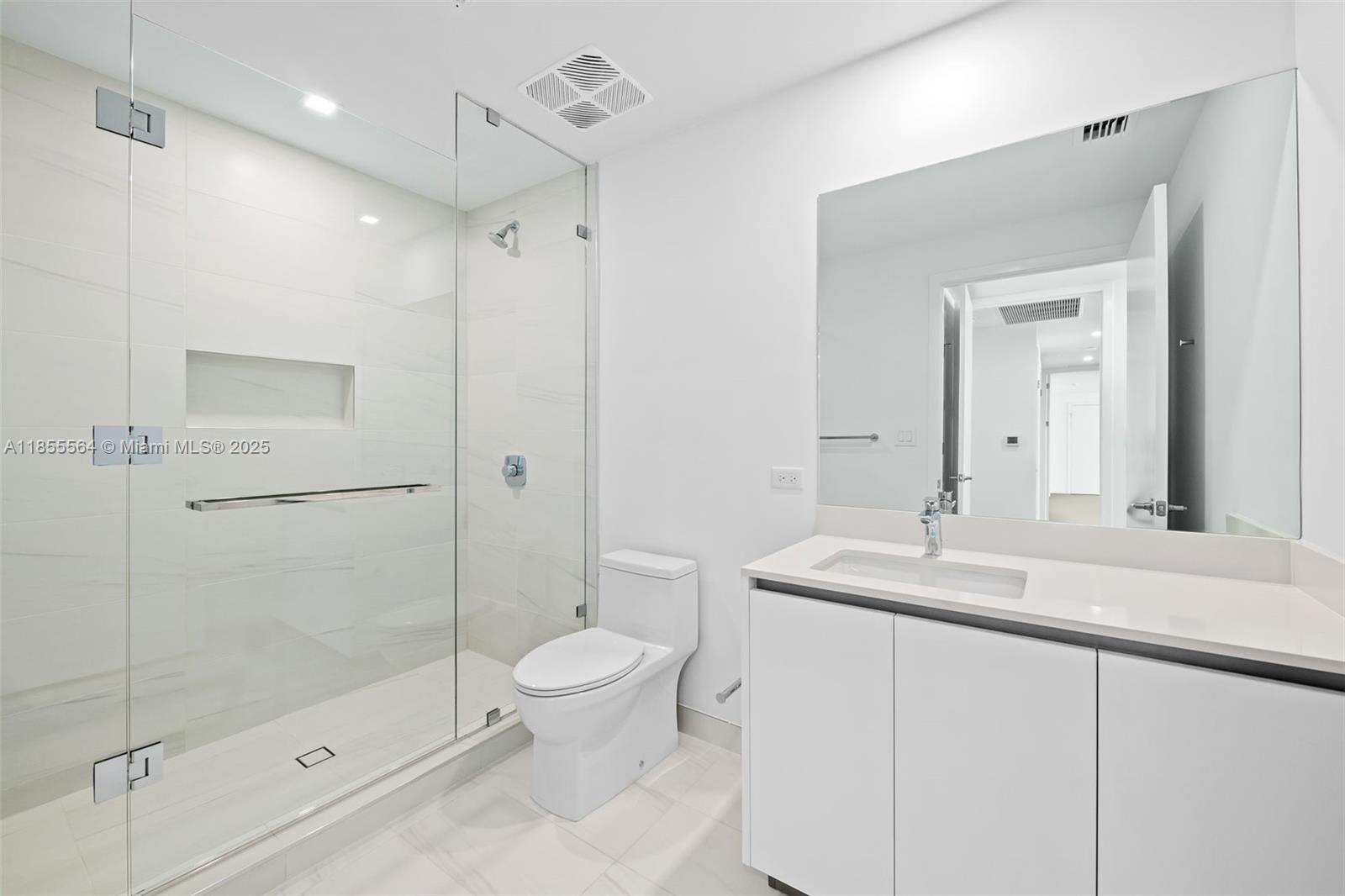 900 N Ocean Blvd # 801
