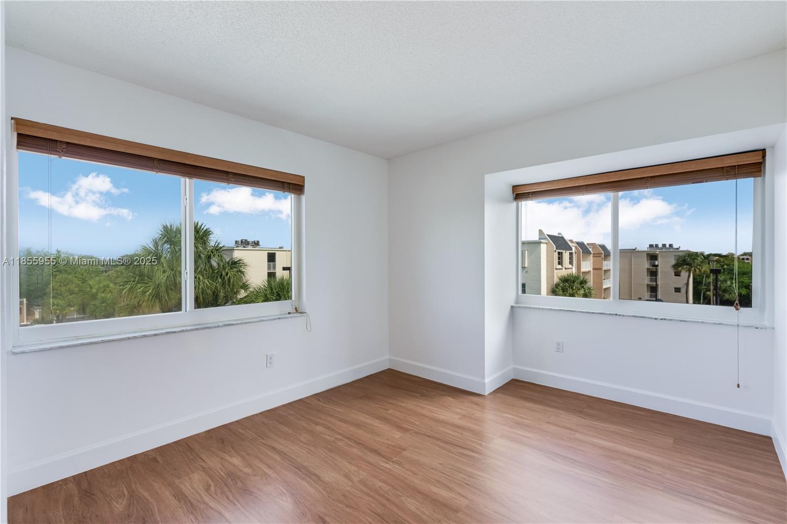 7765 SW 86th St # 405 Unit: F2-405