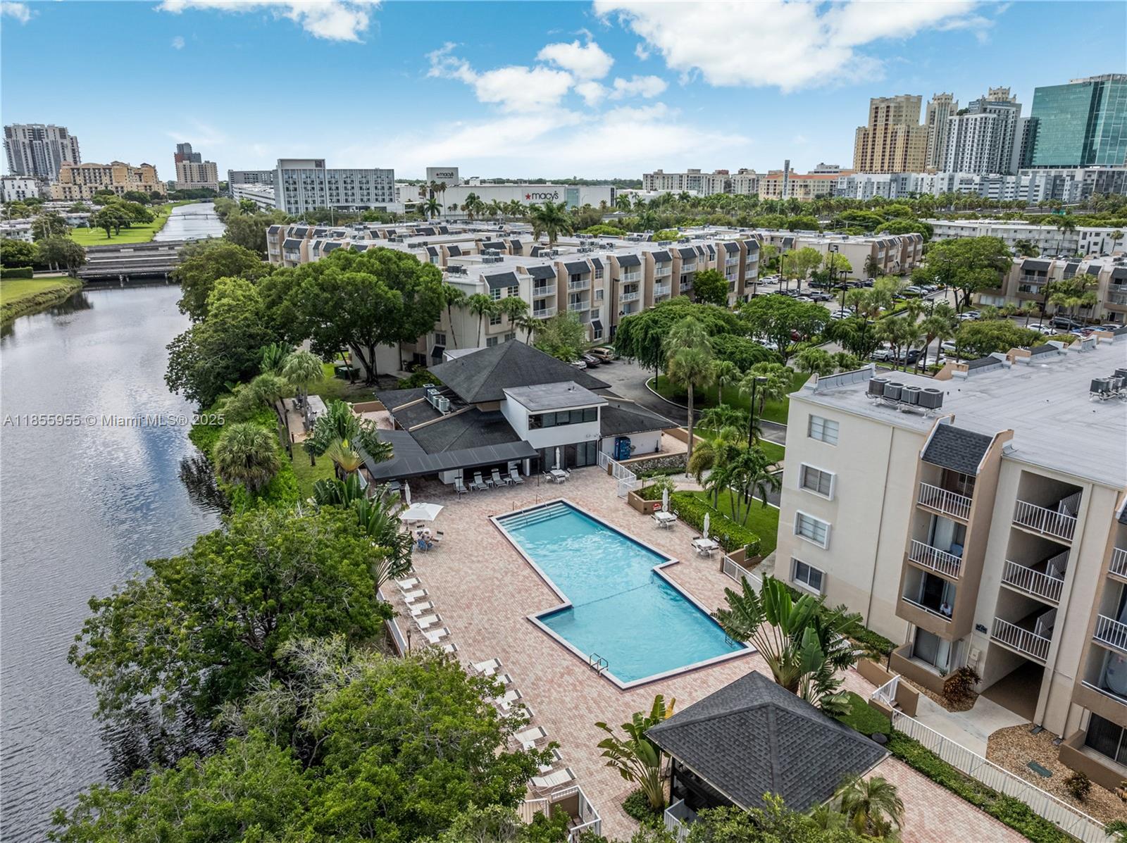 7765 SW 86th St # 405 Unit: F2-405