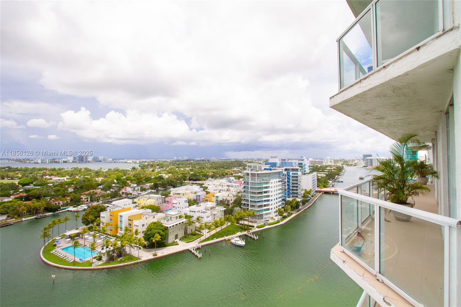 5900 Collins Ave # 1904