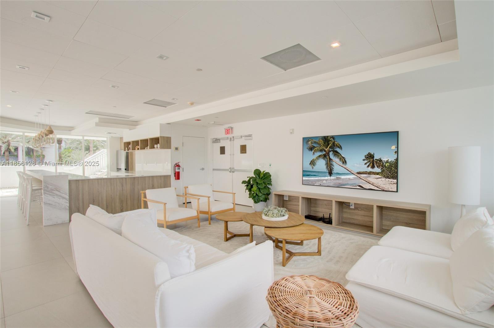 5900 Collins Ave # 1904