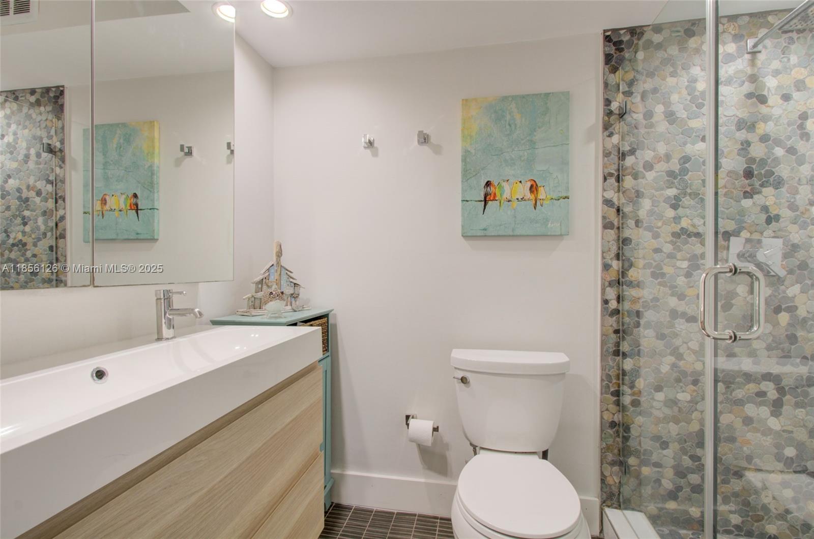5900 Collins Ave # 1904