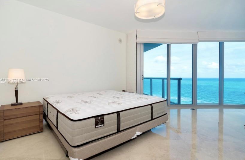 17001 Collins Ave # 1505