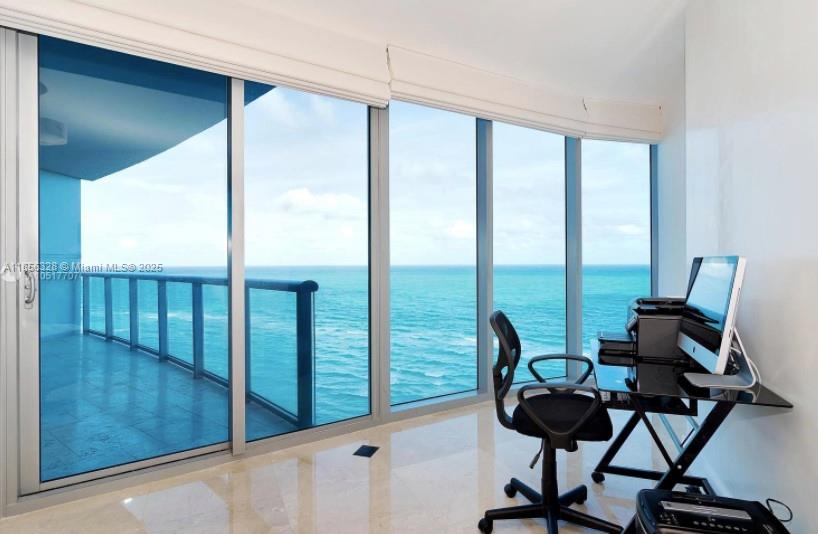 17001 Collins Ave # 1505