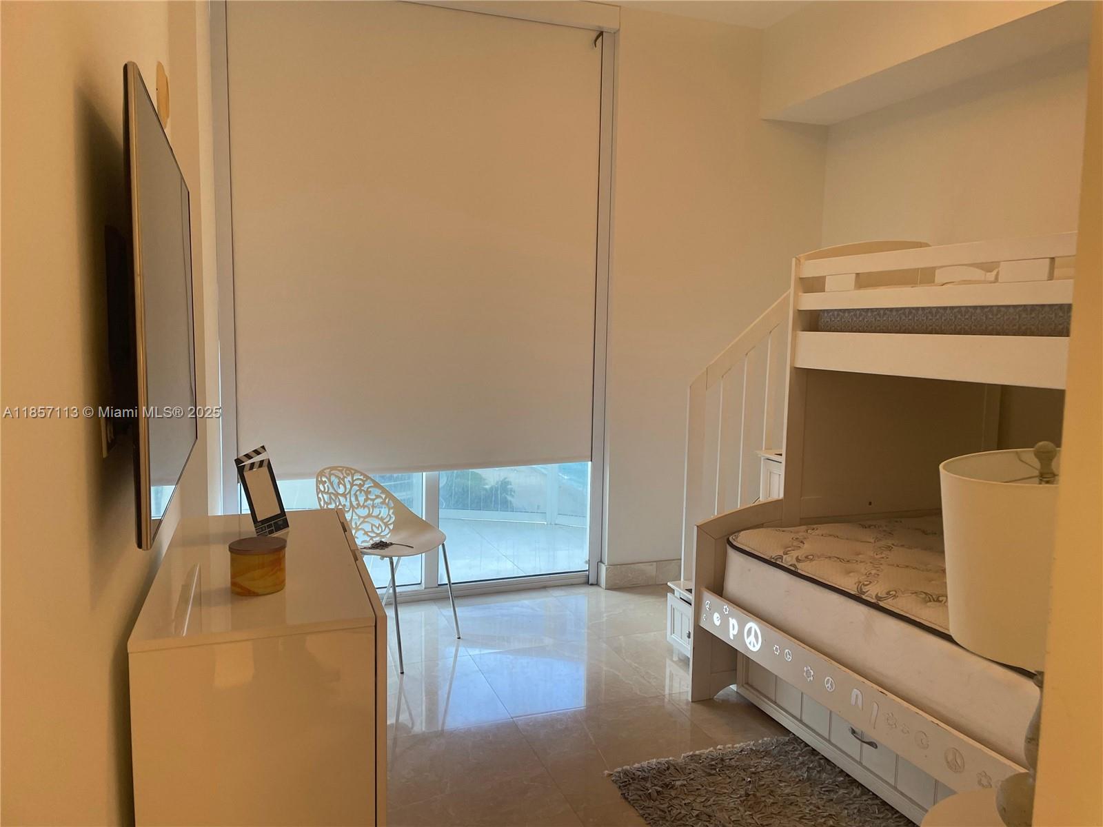 16001 Collins Ave # 1402