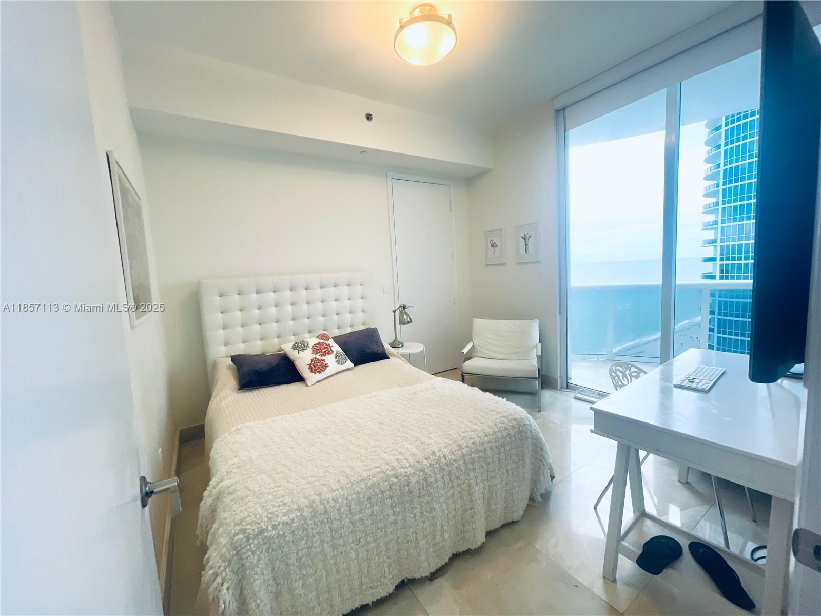 16001 Collins Ave # 1402