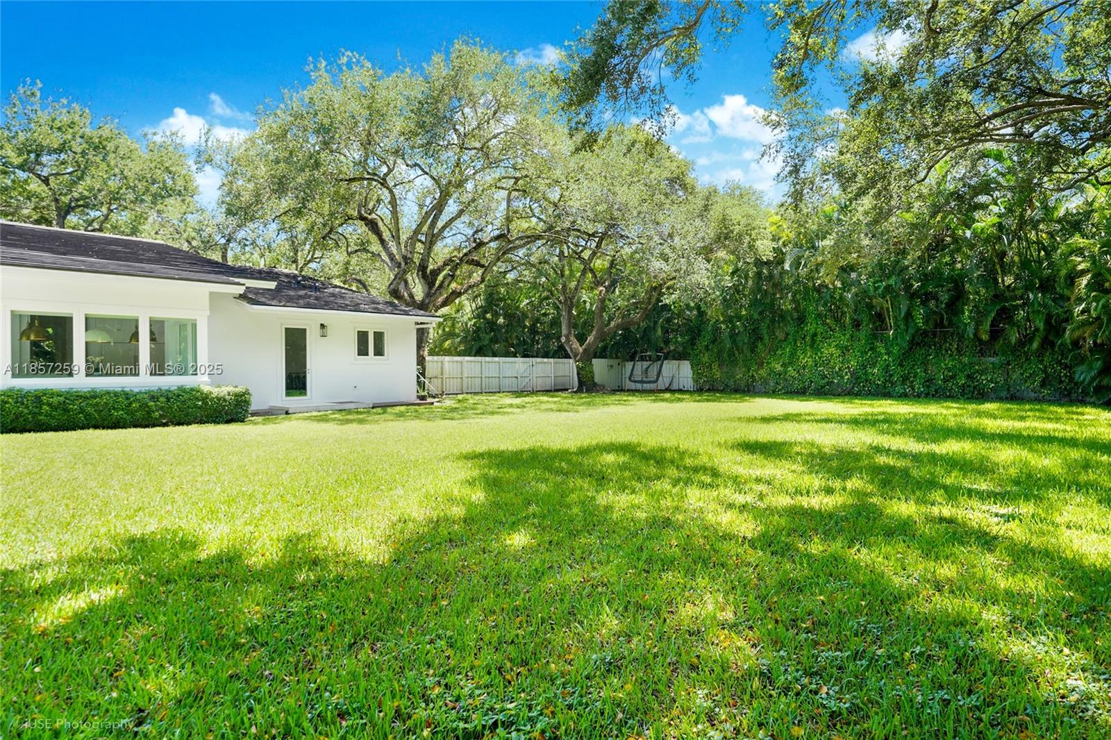 5501 Snapper Creek Rd