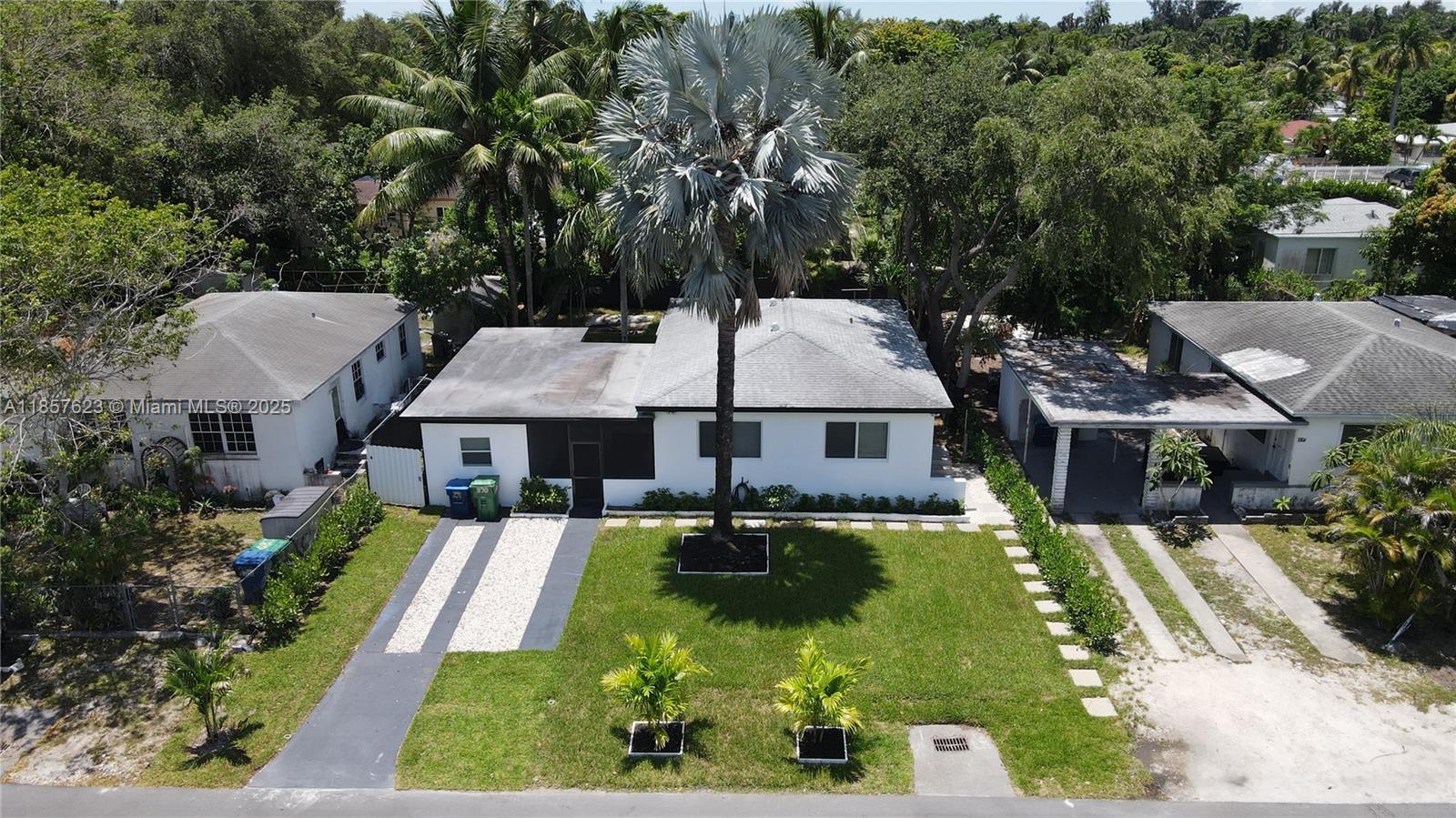 270 NE 162nd St