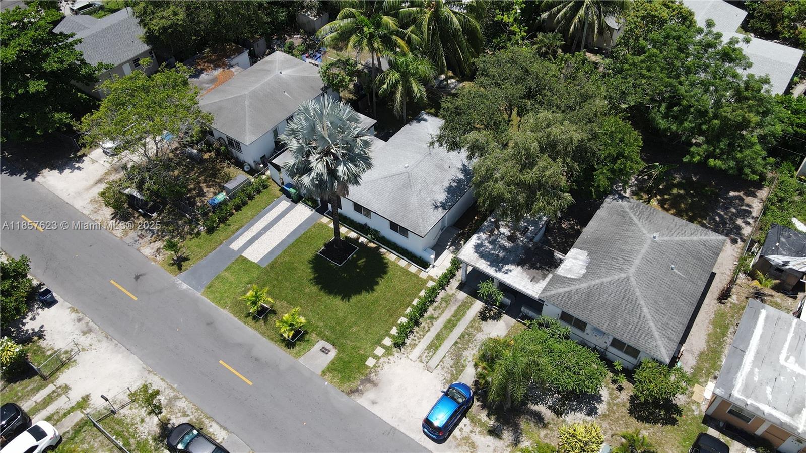 270 NE 162nd St