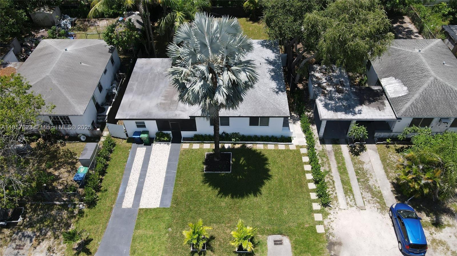 270 NE 162nd St