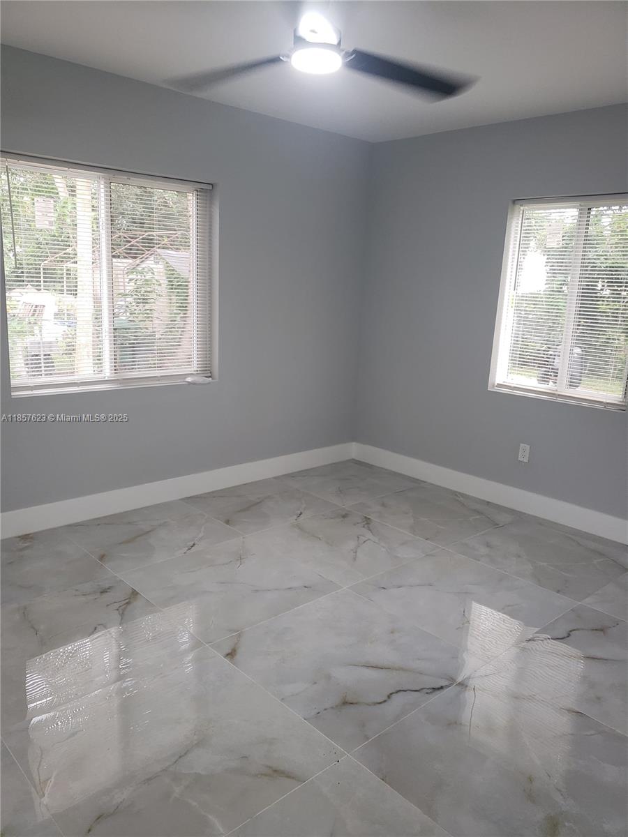 270 NE 162nd St