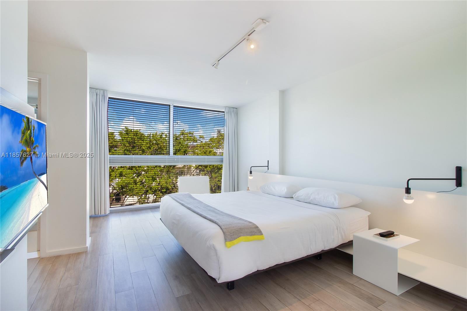 285 Sunrise Drive # 210