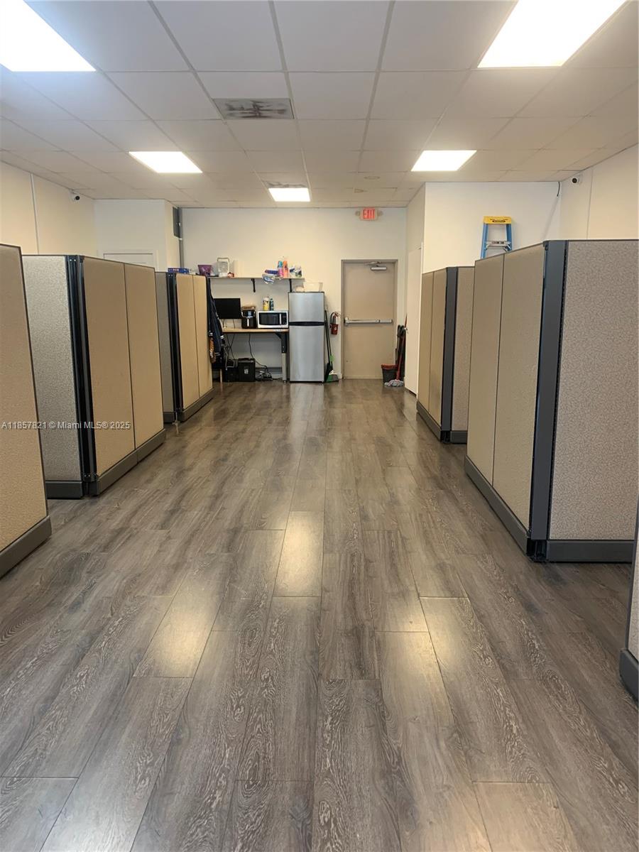 8463 W Oakland Park Blvd