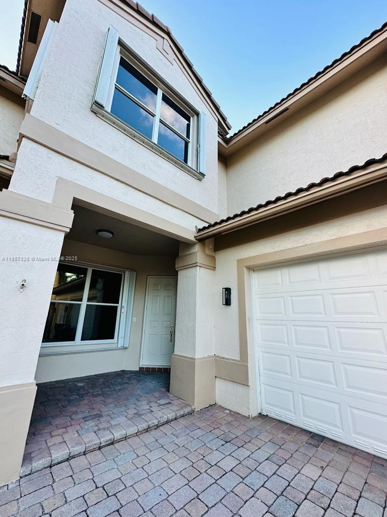 1887 Harbor View Cir