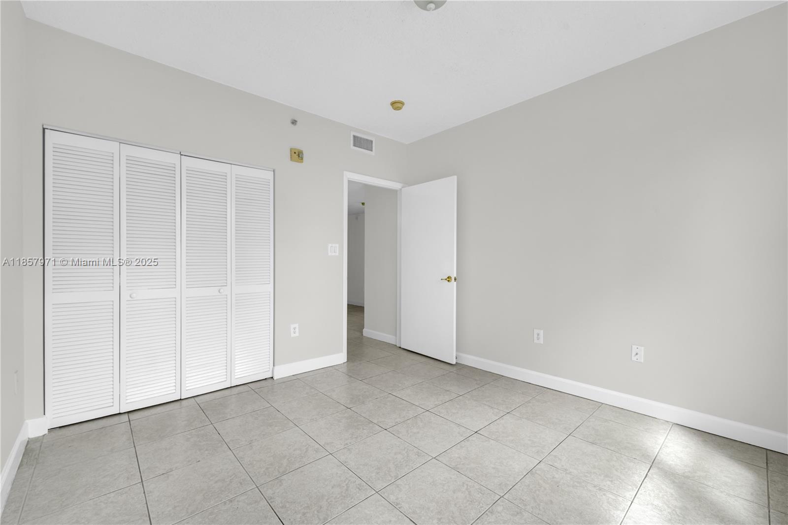1824 Brickell Ave # 4D