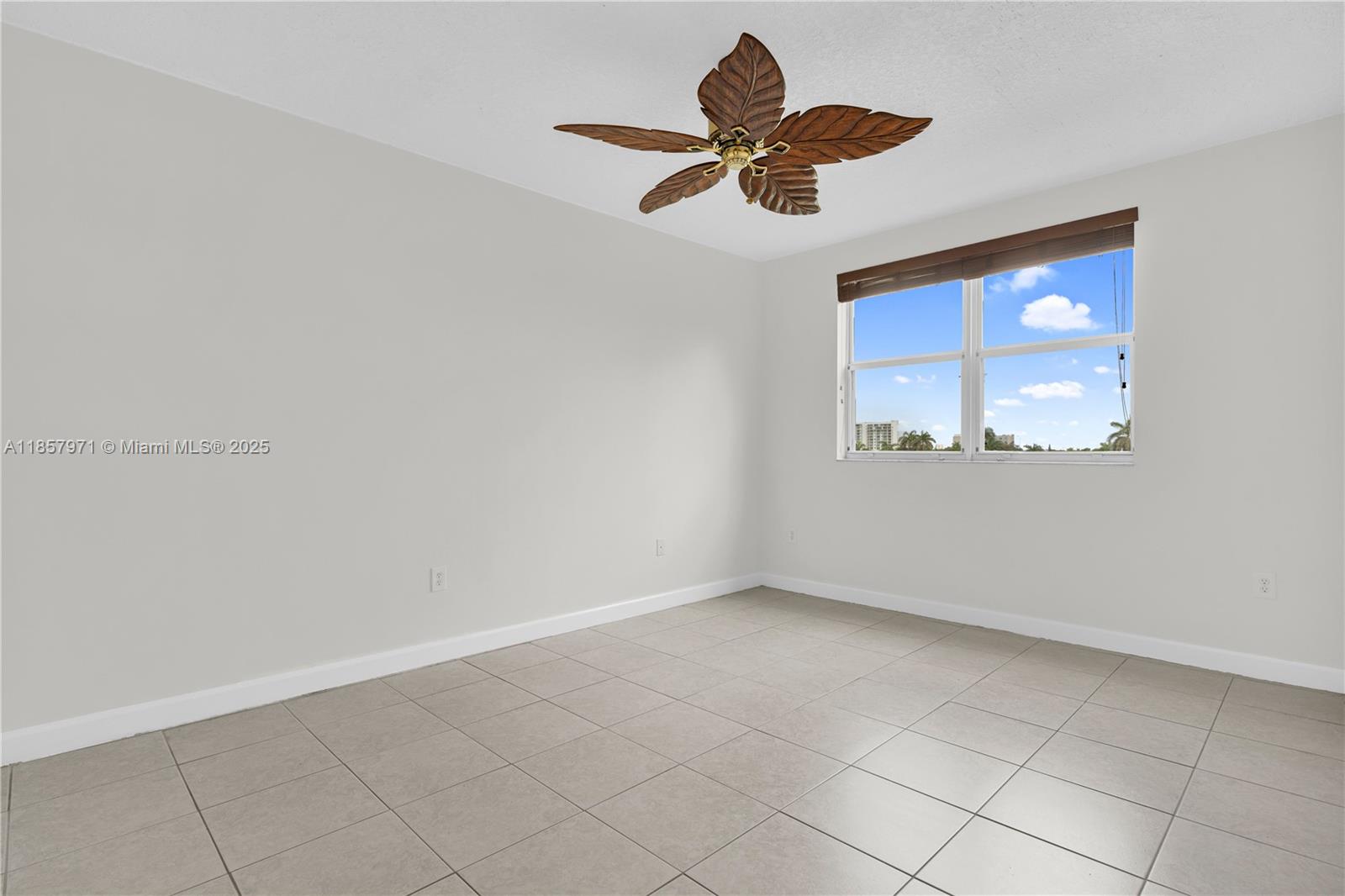 1824 Brickell Ave # 4D