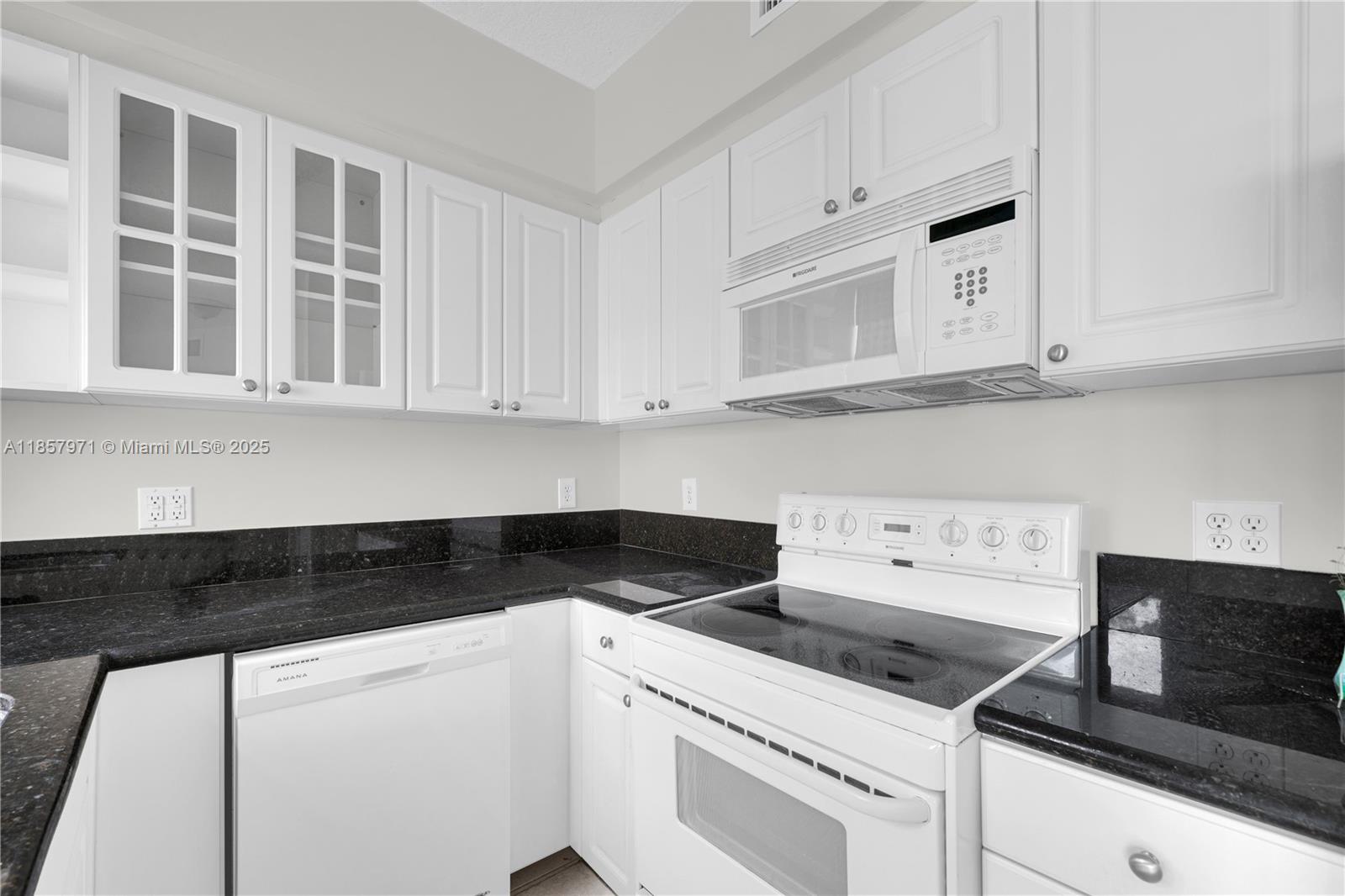 1824 Brickell Ave # 4D