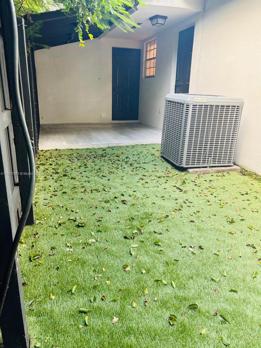 1002 NE 119th St Rear