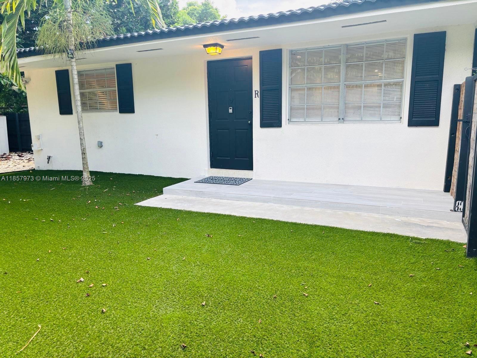 1002 NE 119th St Rear