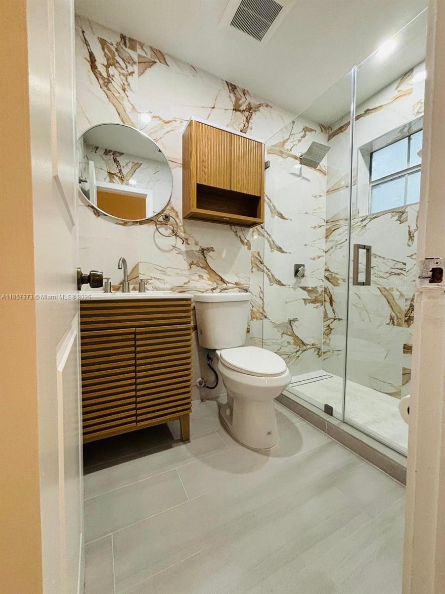 1002 NE 119th St Rear