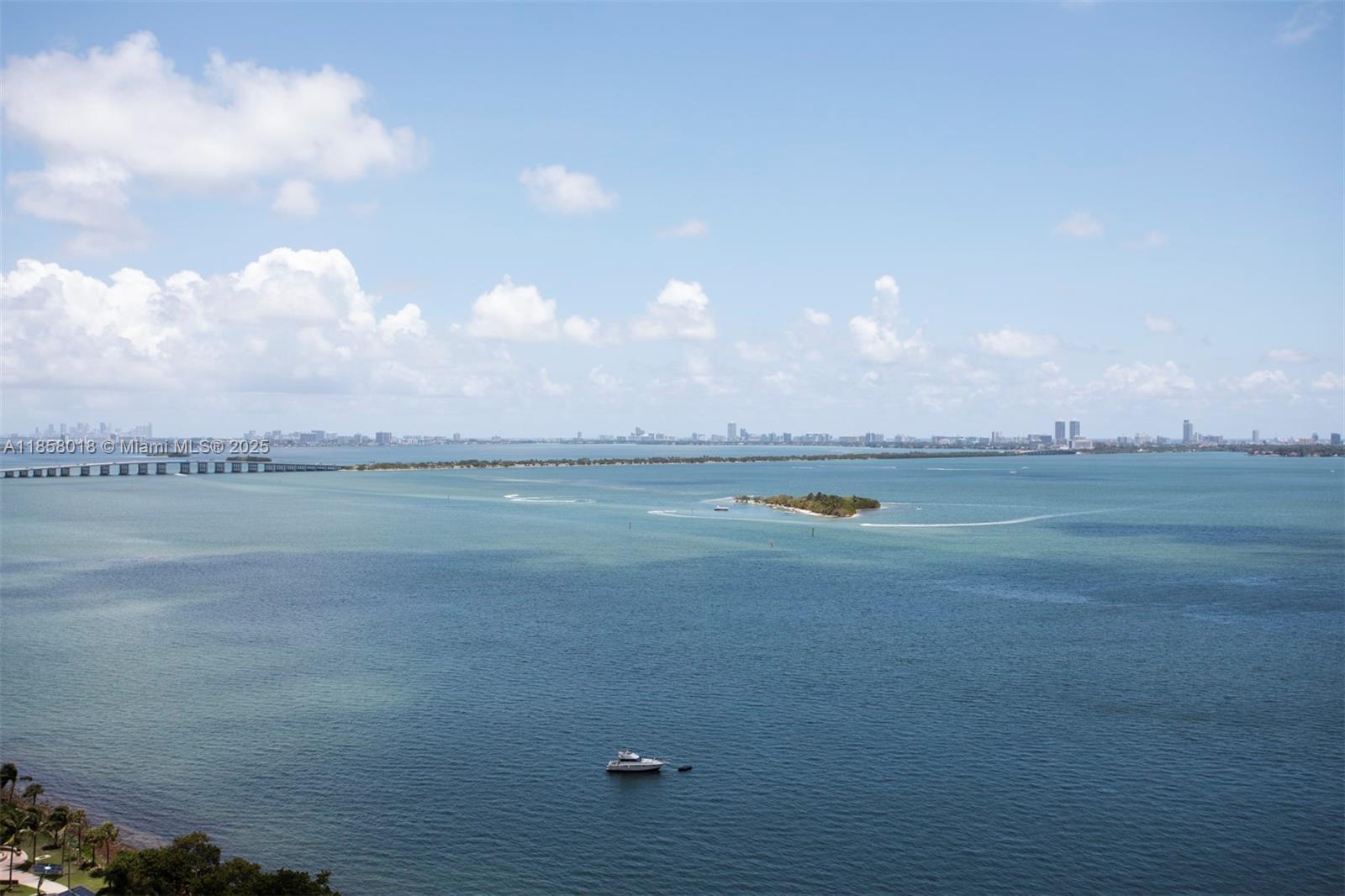 1717 N Bayshore Dr # 2740 Unit: A-2740