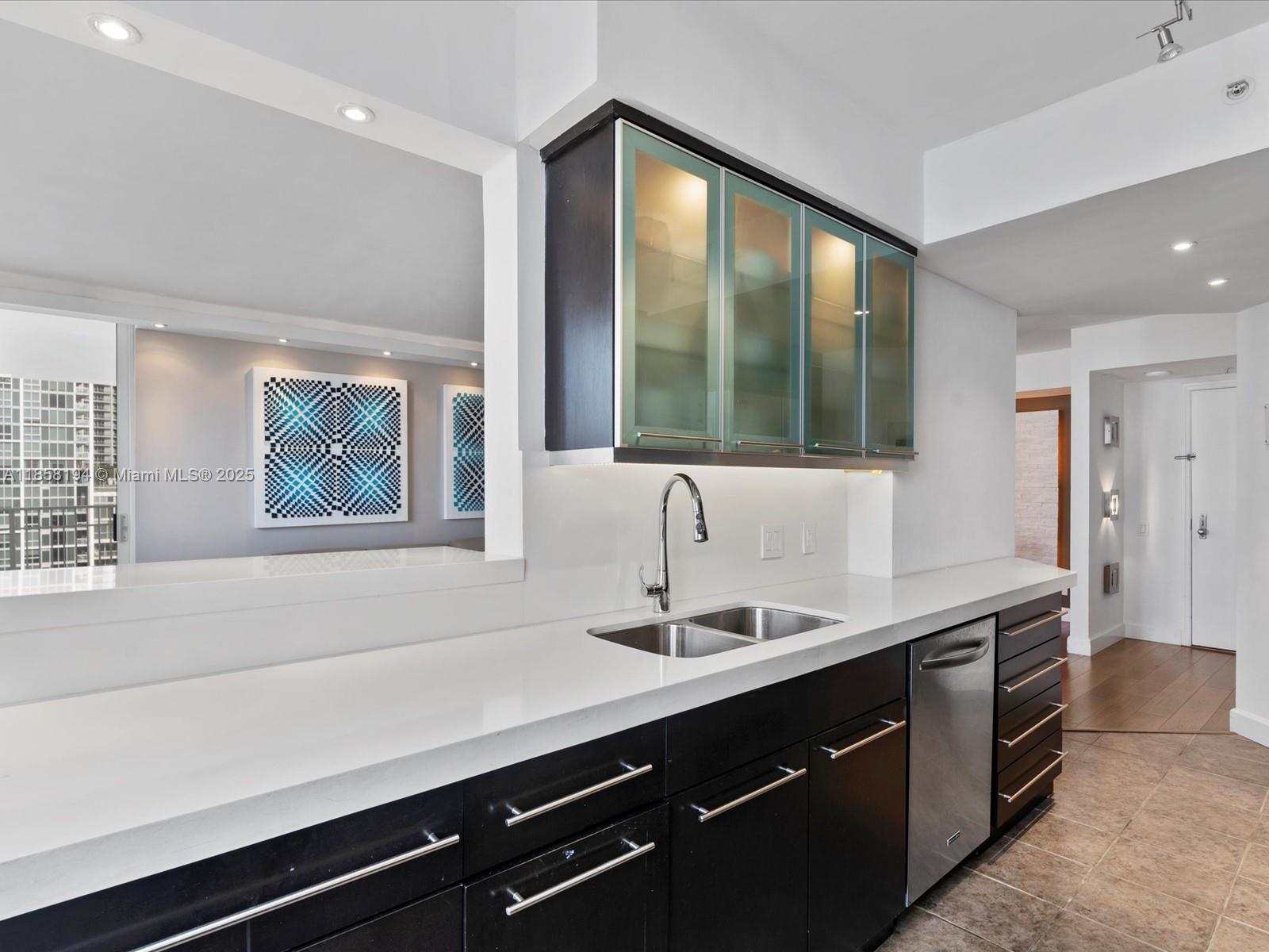 701 Brickell Key Blvd # 1603