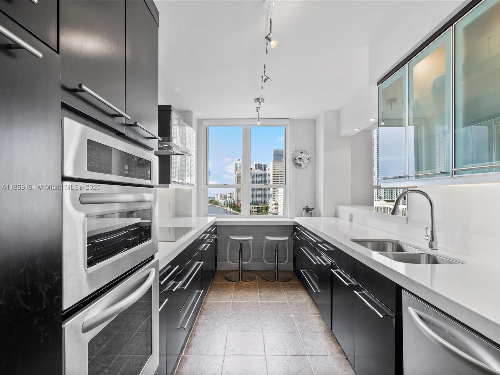 701 Brickell Key Blvd # 1603