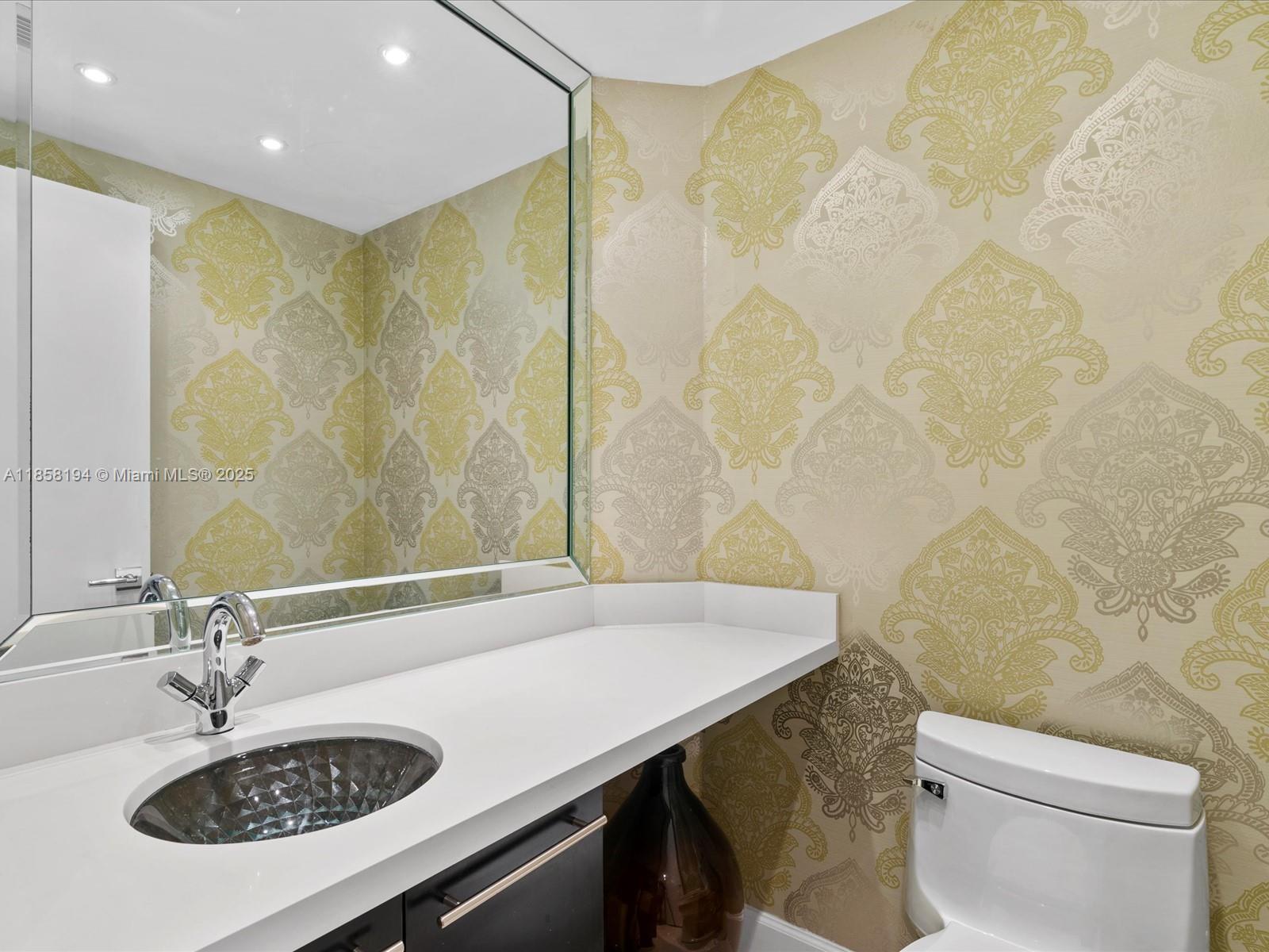 701 Brickell Key Blvd # 1603