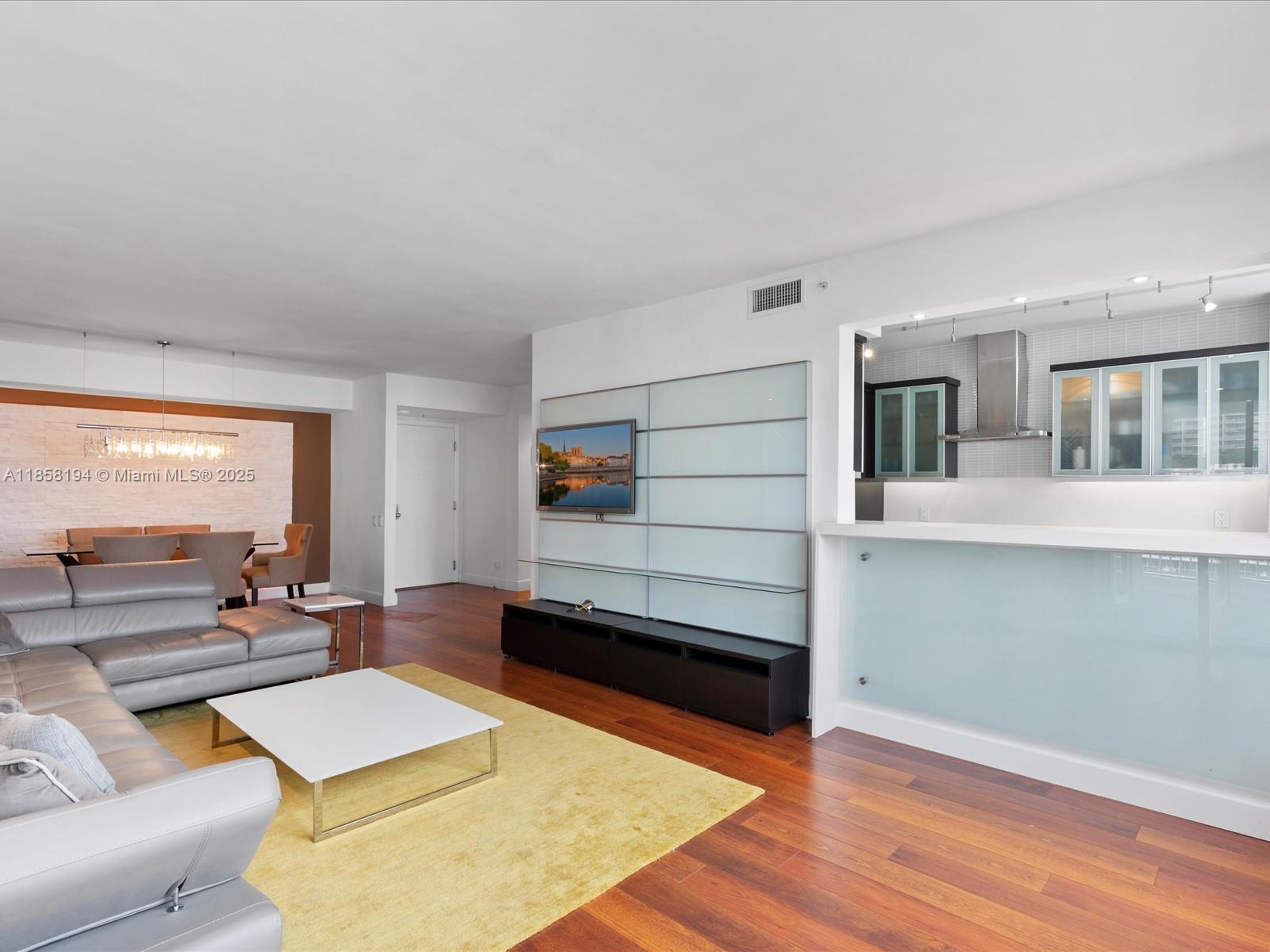 701 Brickell Key Blvd # 1603