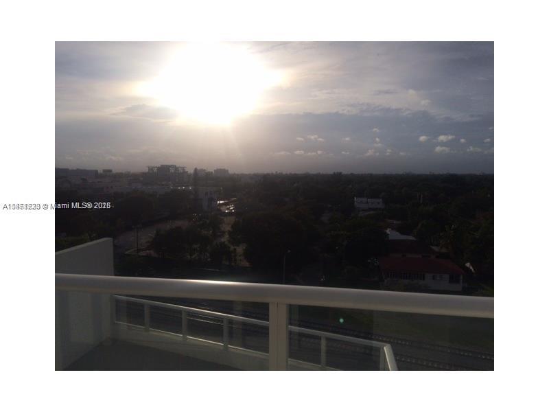 4250 Biscayne Blvd # 815
