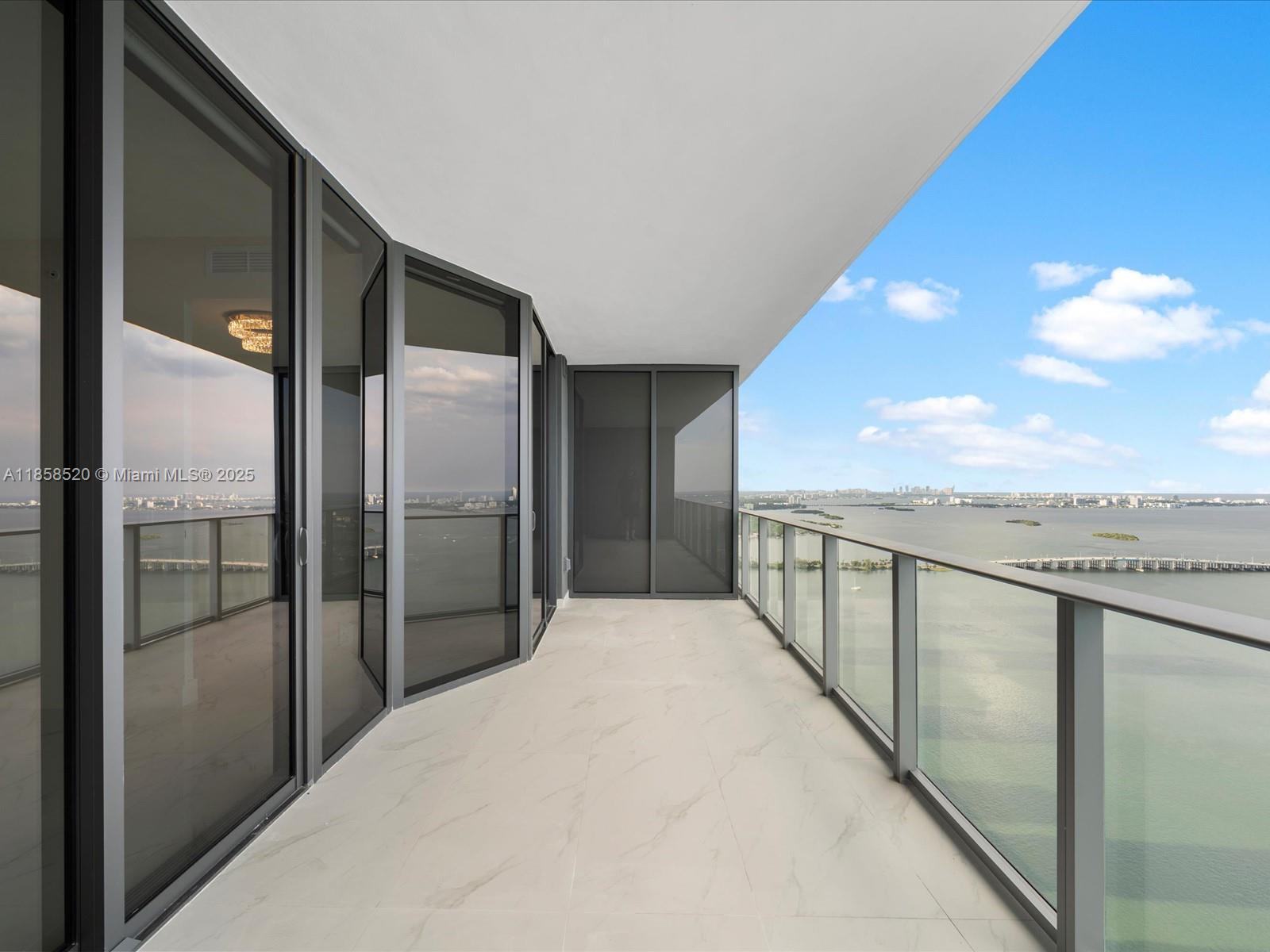 700 NE 24 Street # 4906