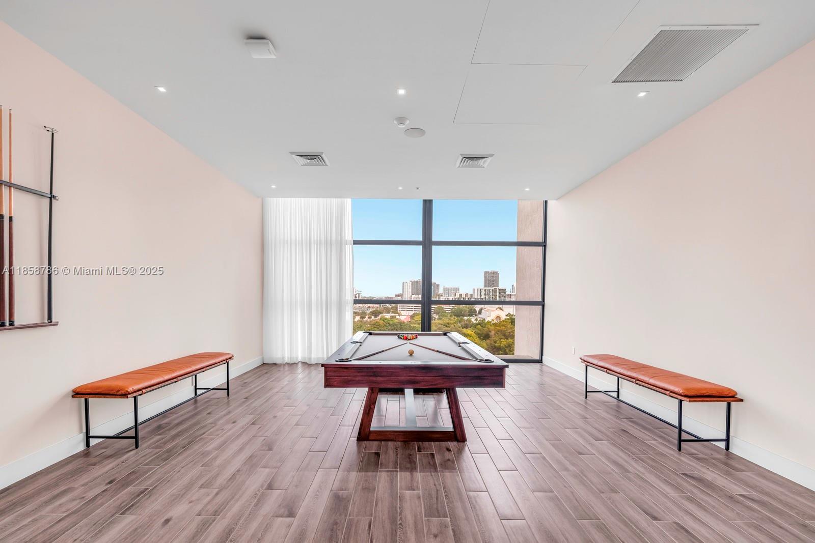 1642 NE 1st Ave # 2609