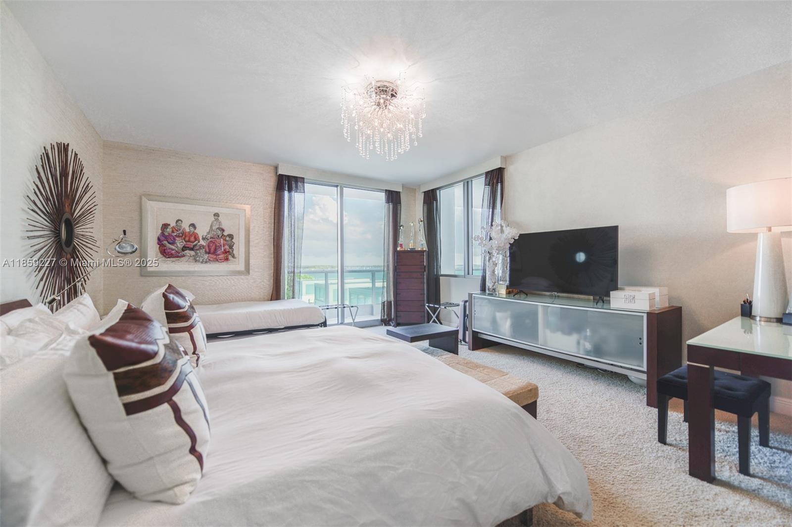 1331 Brickell Bay Dr # 811