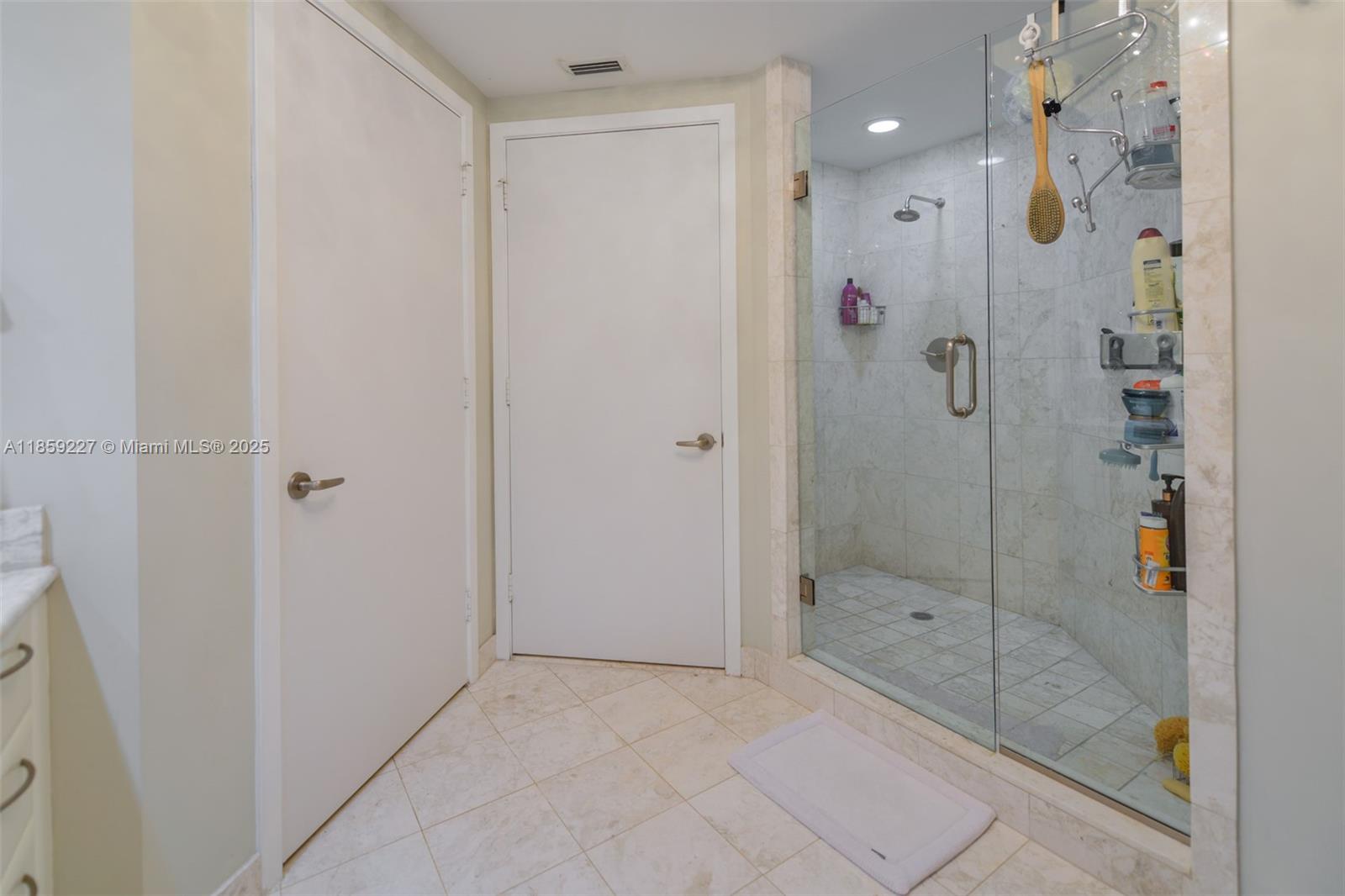 1331 Brickell Bay Dr # 811
