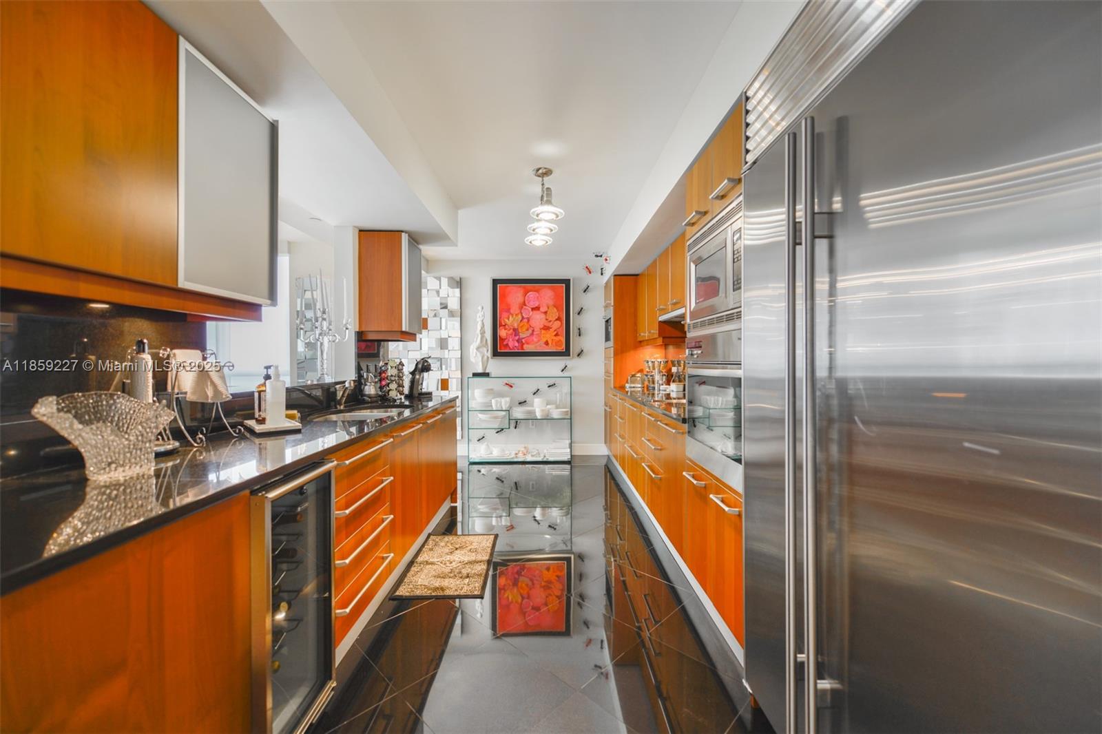 1331 Brickell Bay Dr # 811