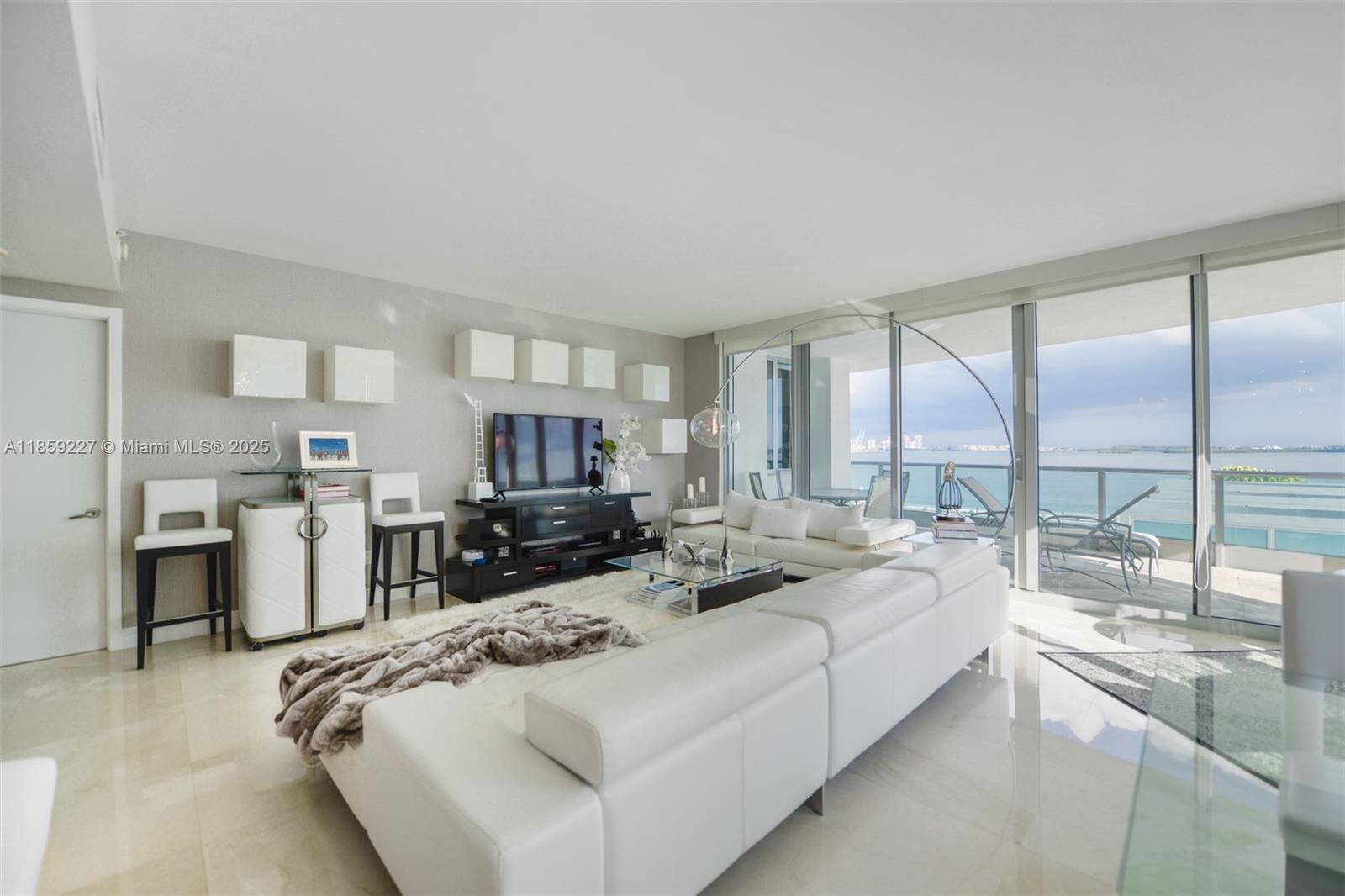 1331 Brickell Bay Dr # 811