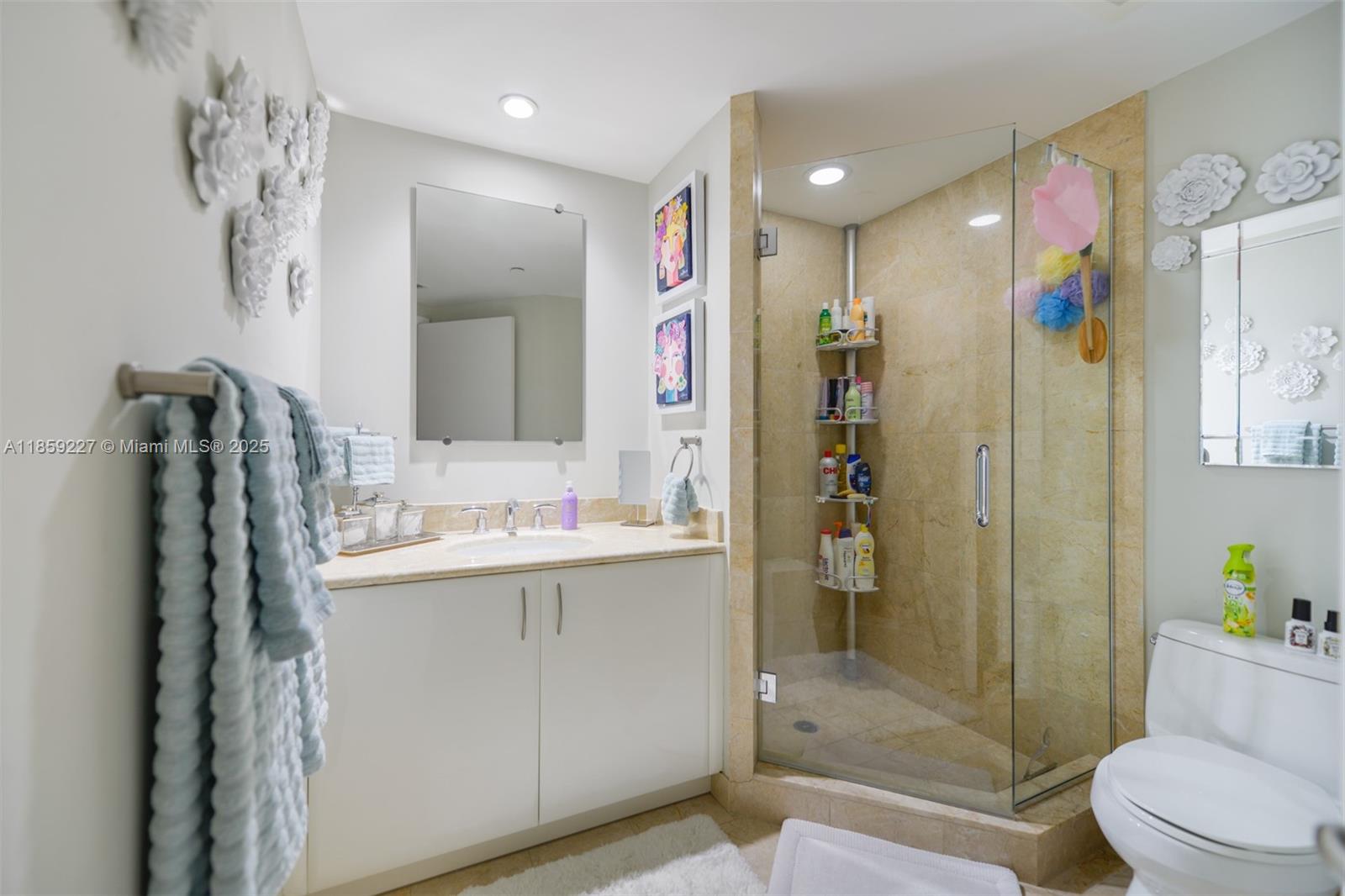 1331 Brickell Bay Dr # 811