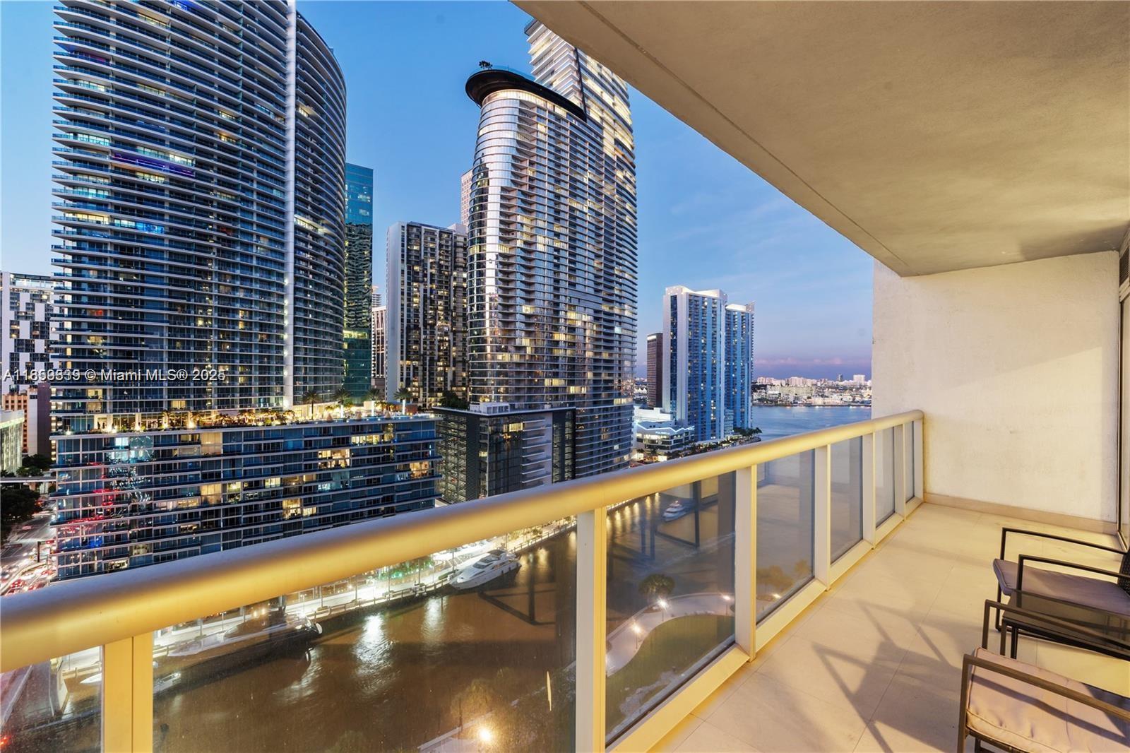 485 Brickell Ave # 2003