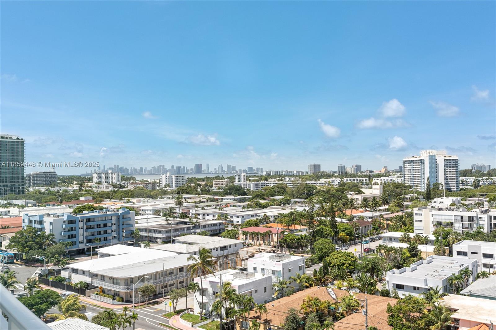 7600 Collins Ave # 1208