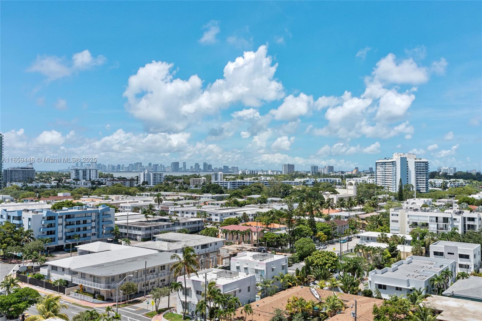 7600 Collins Ave # 1208