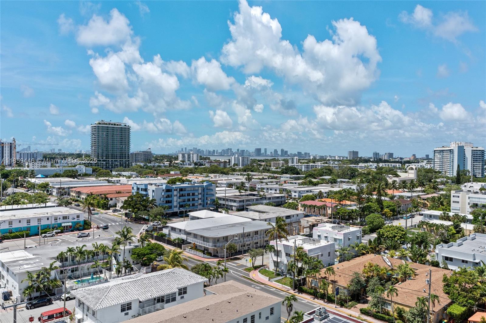 7600 Collins Ave # 1208