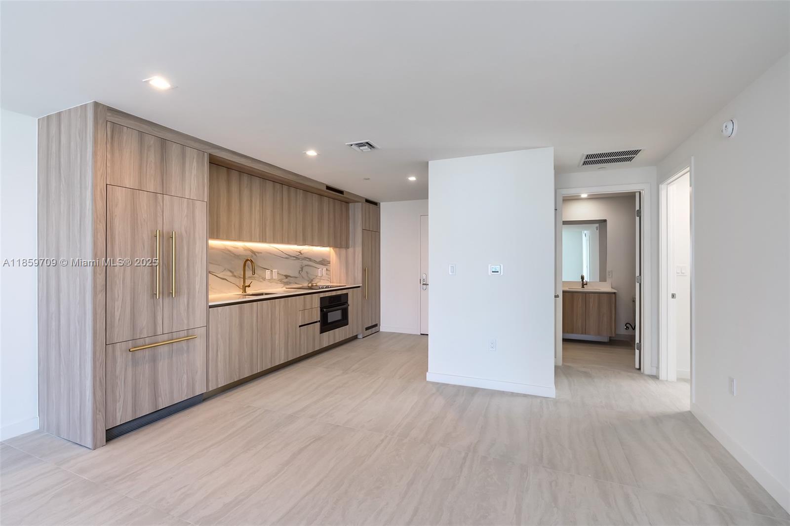 77 SE 5th ST # 309