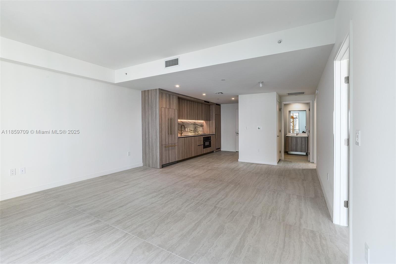 77 SE 5th ST # 309