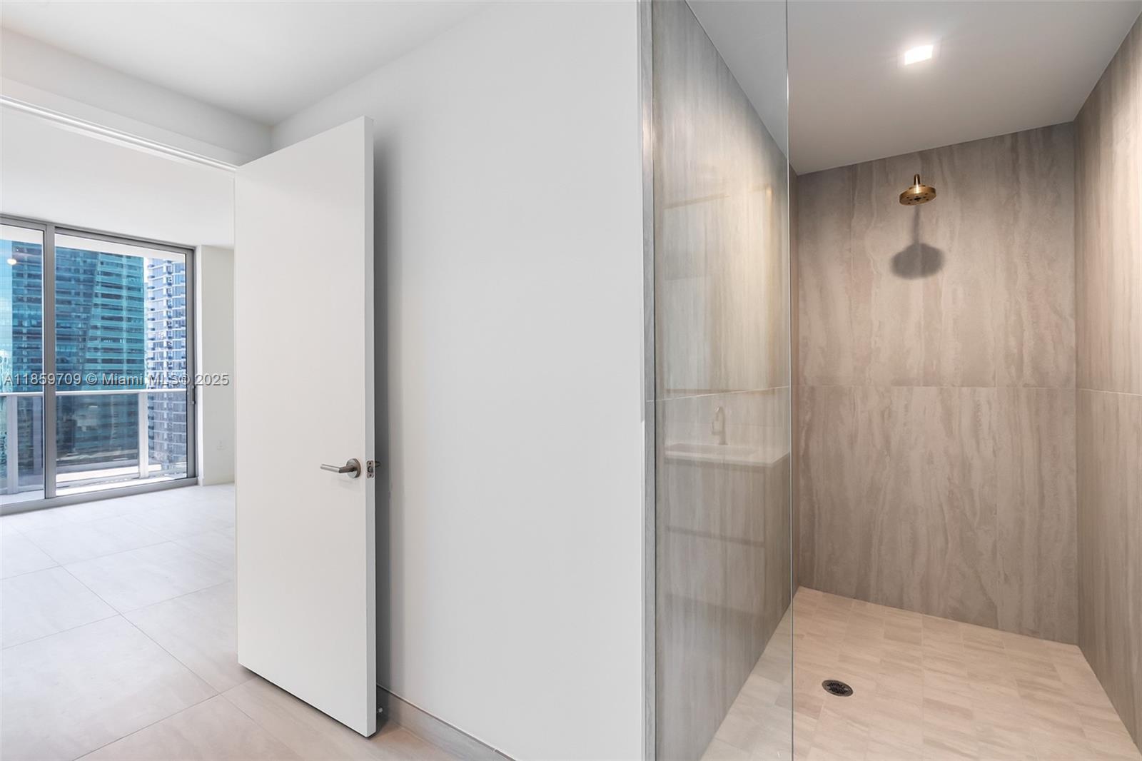 77 SE 5th ST # 309